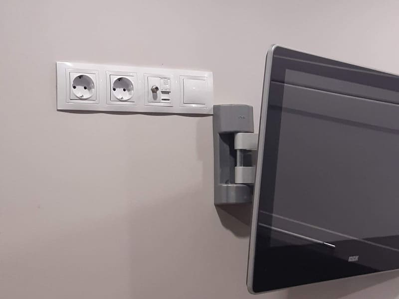 Установка розеток Николаев